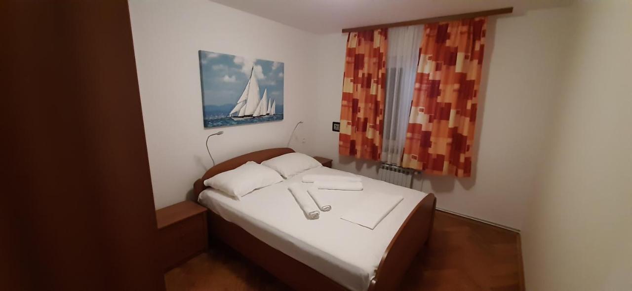 Apartment Krajacic Krk Town Exterior photo